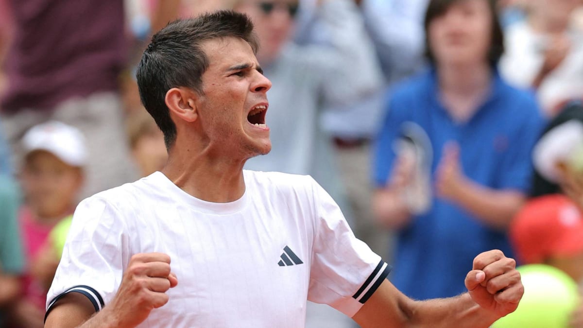 Spanish Teen Reaches French Open Quarters on Main Debut - Image 2