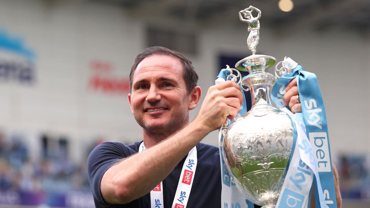 Lampard Wins Top Manager Award After Coventry Comeback - Image 2