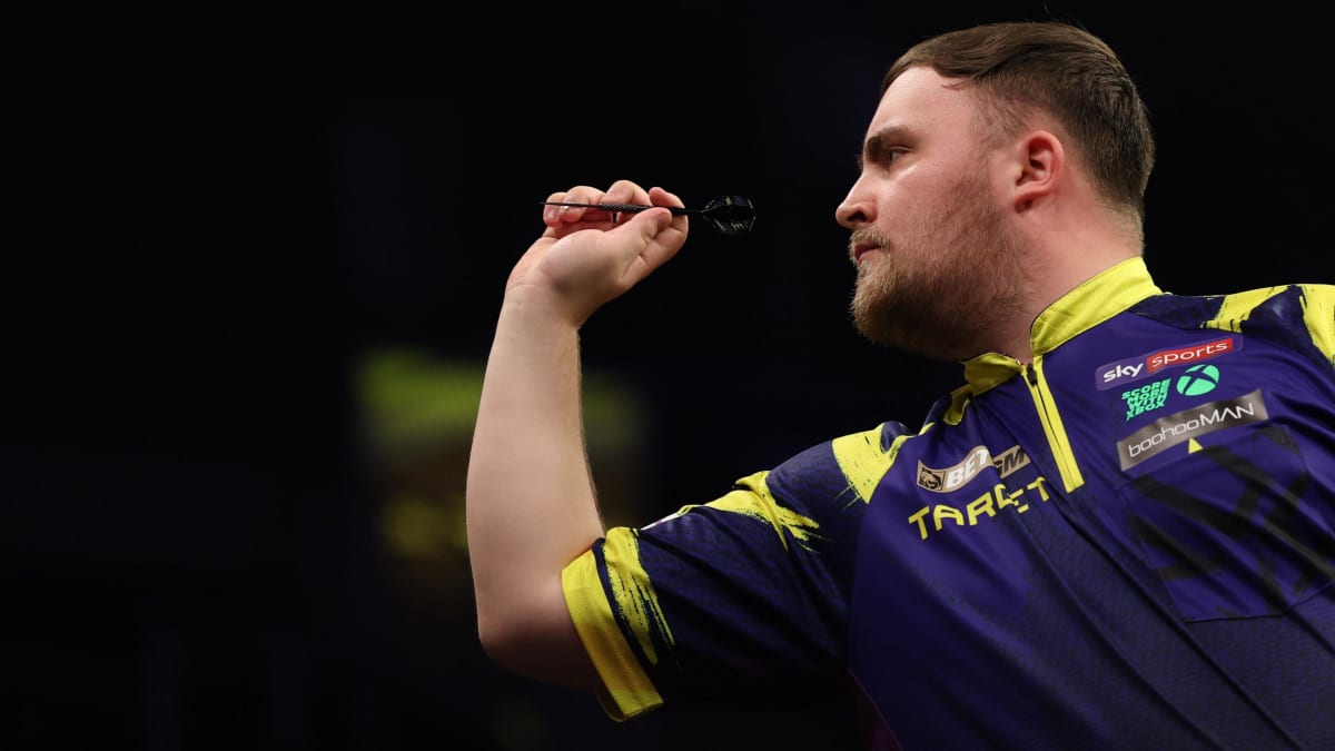 Luke Littler, 19, Defends UK Open Darts Title - Image 4