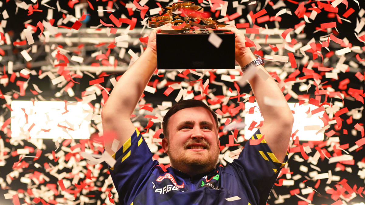 Luke Littler Defends UK Open Title with Dazzling Win - Image 3