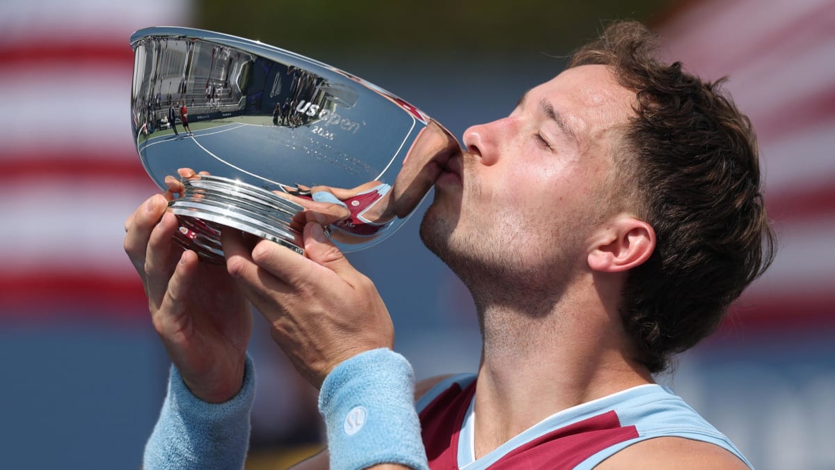 Rybakina Wins US Open Despite Injury That Left Her Unable to Walk - Image 5