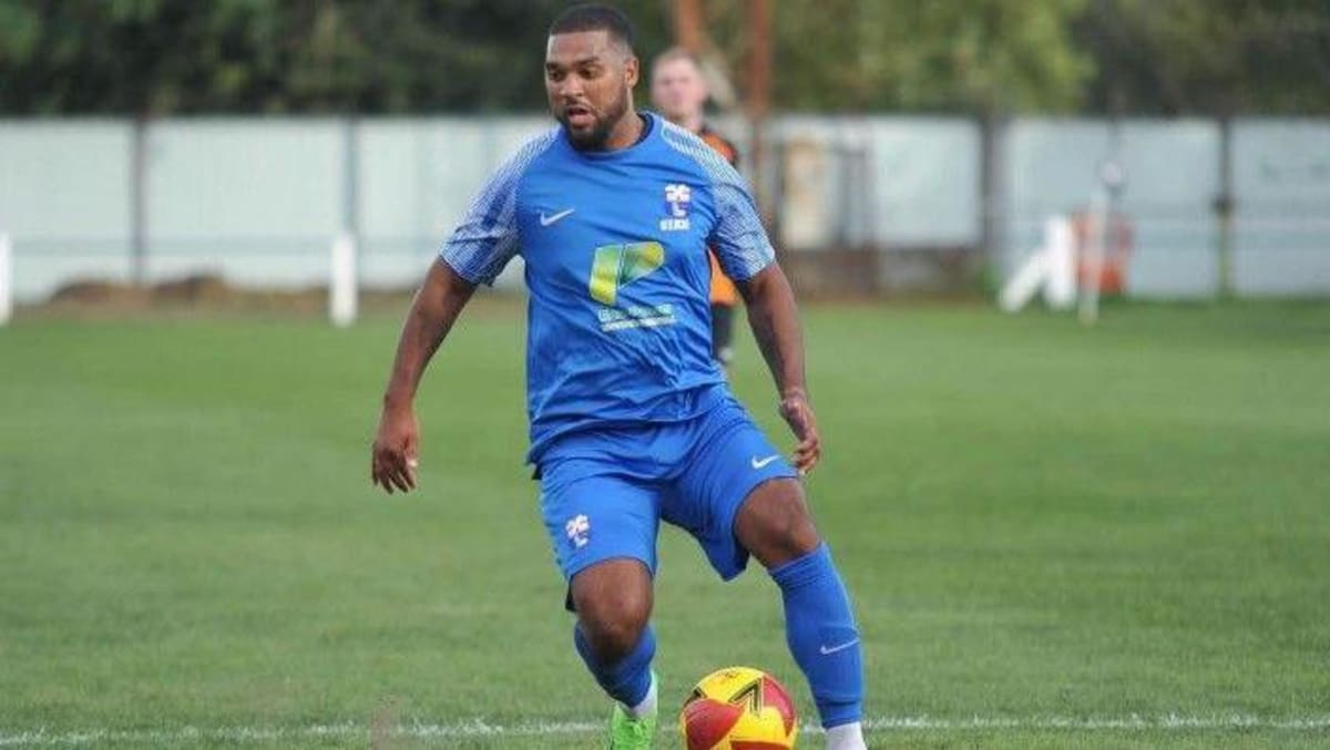 Footballer's 39-Club Journey Leads Him Home to Coach - Image 2
