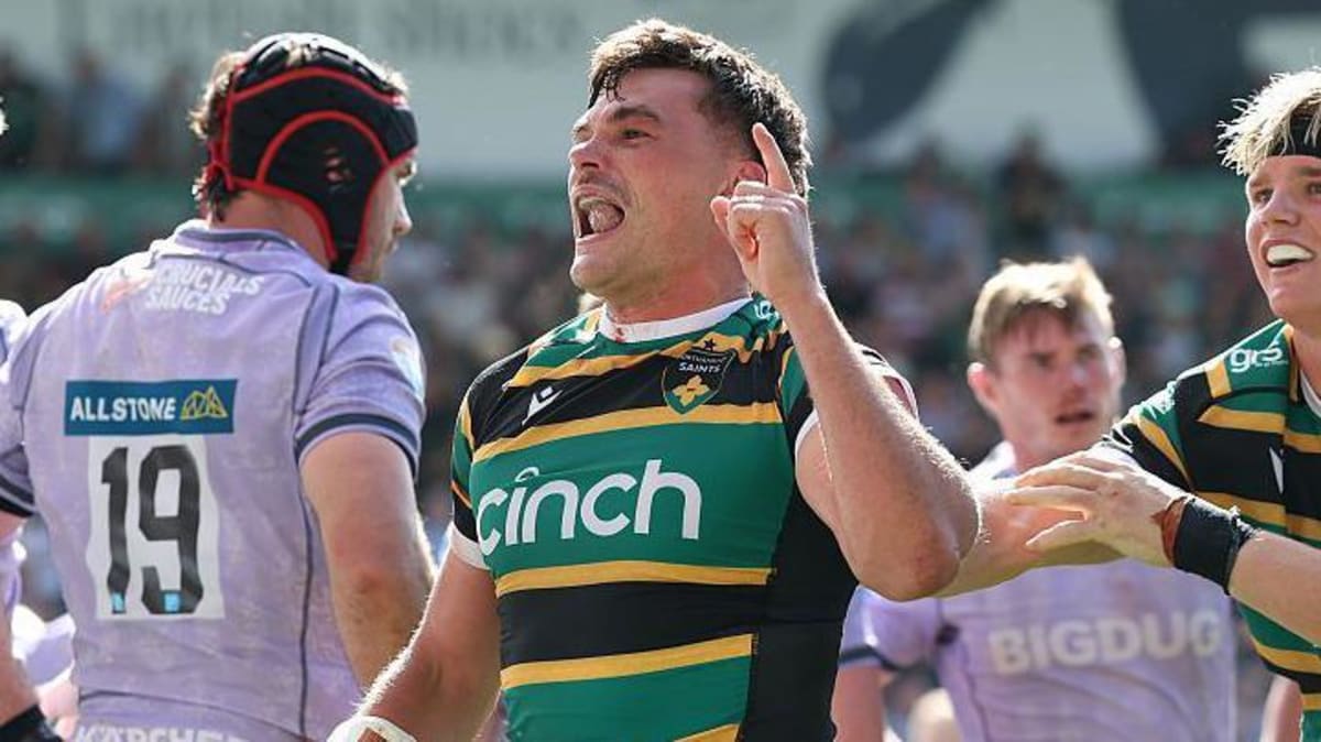 Saints Score Last-Second Try to Win Thrilling 36-32 Match - Image 2