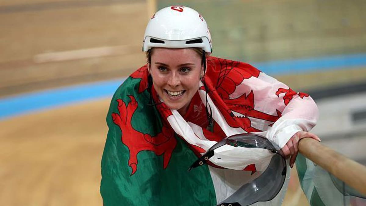 Welsh Cyclist Emma Finucane Wins Historic Third Gold Medal - Image 2