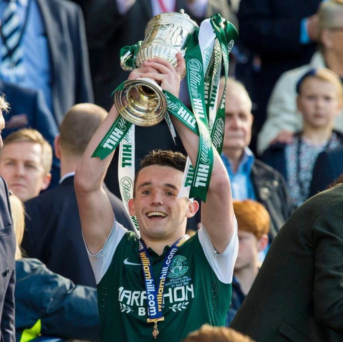Scottish Midfielder McGinn Lifts Three Trophies in a Decade - Image 5