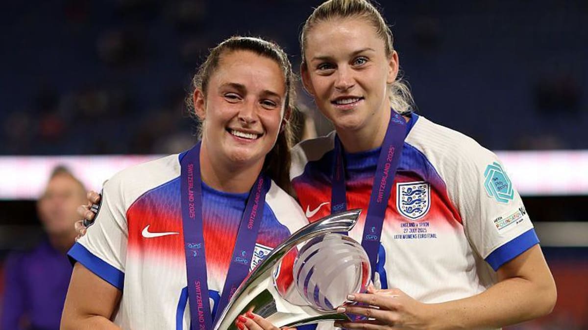 Ella Toone Honors Late Father Through Football and Academy - Image 4