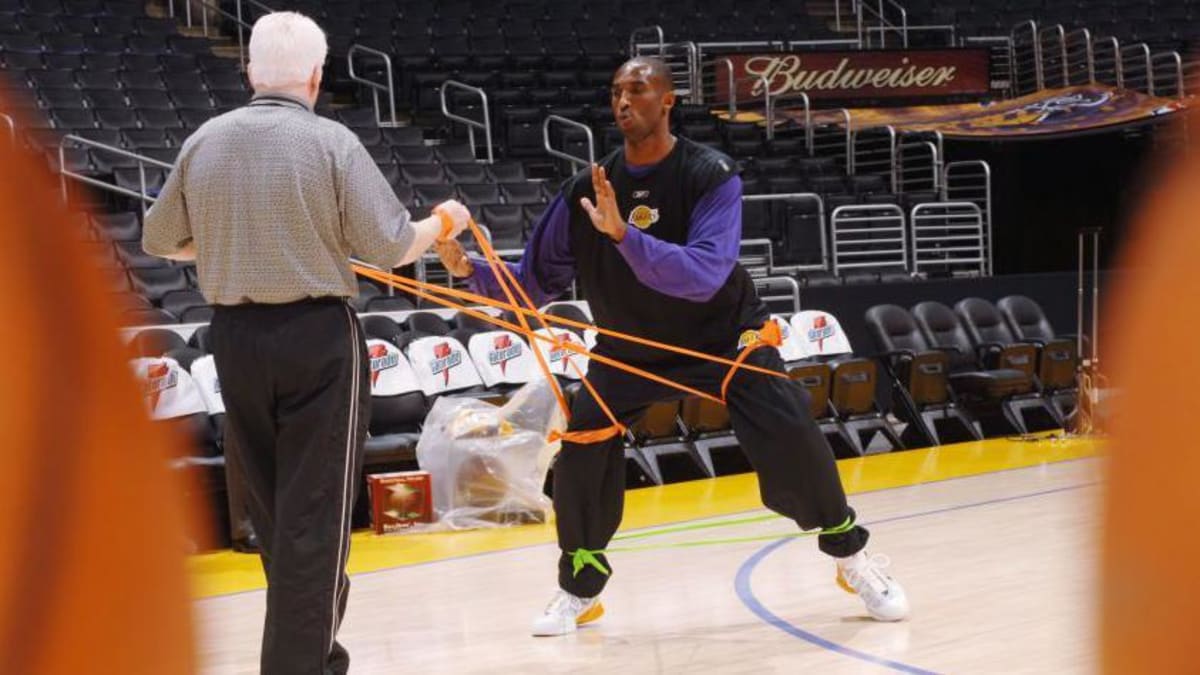 Scottish Physio, 74, Still Healing NBA Stars After 6 Rings - Image 3