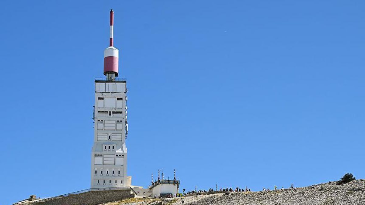 Women's Tour de France Tackles Mont Ventoux for First Time - Image 2