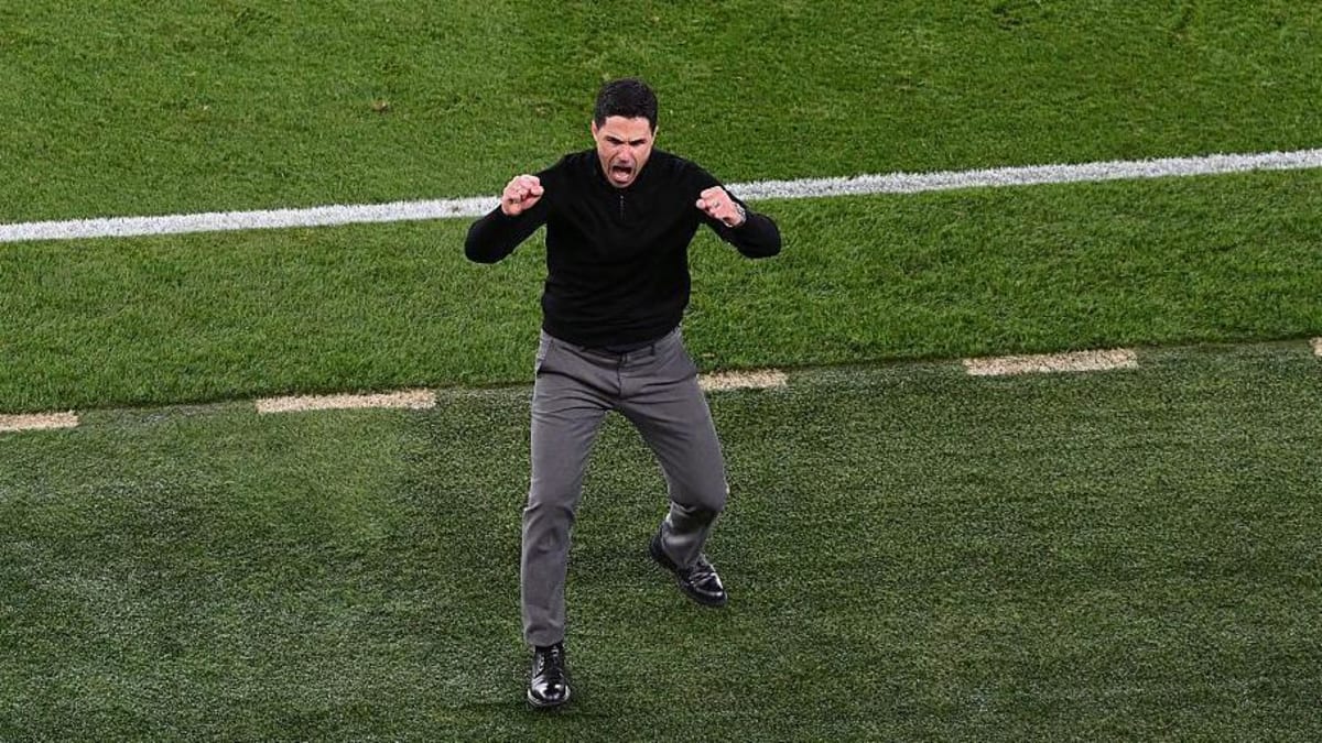 Arsenal Boss Learns Title Win From Tearful Son at BBQ - Image 2