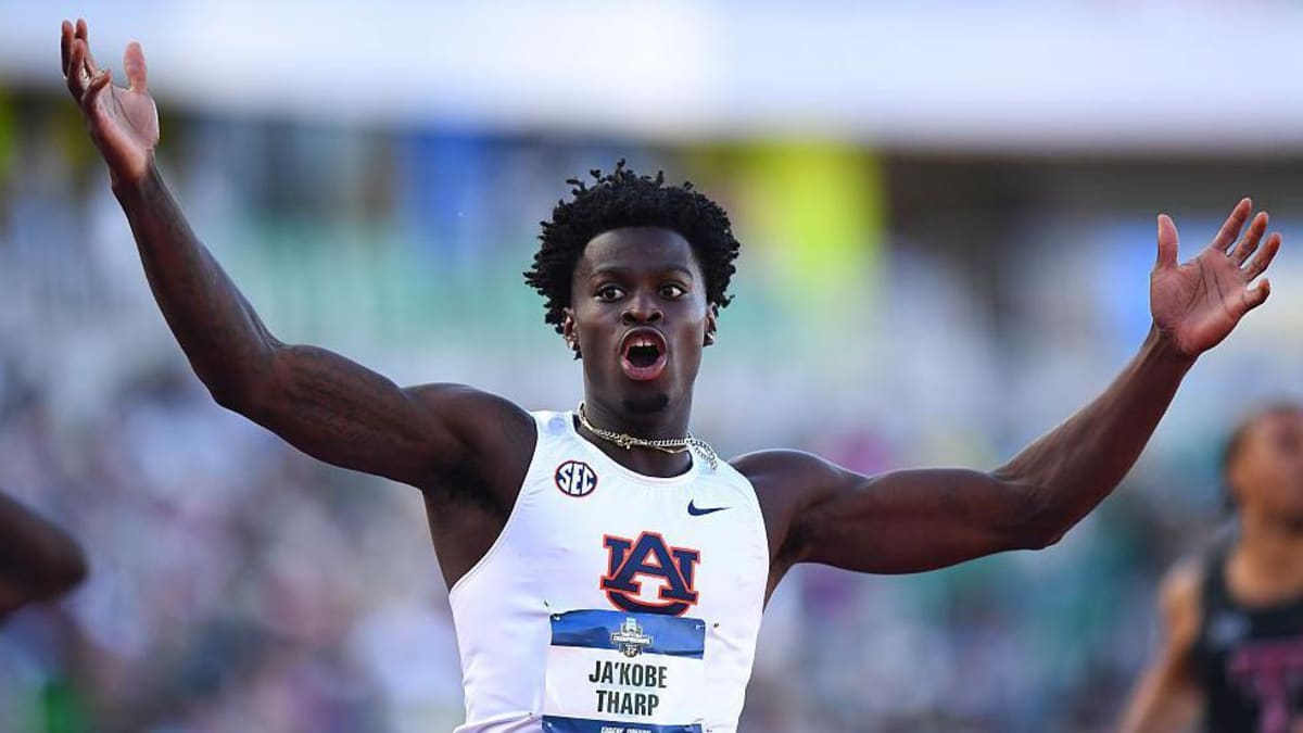 College Junior Ja'Kobe Tharp Breaks 110m Hurdles World Record - Image 2