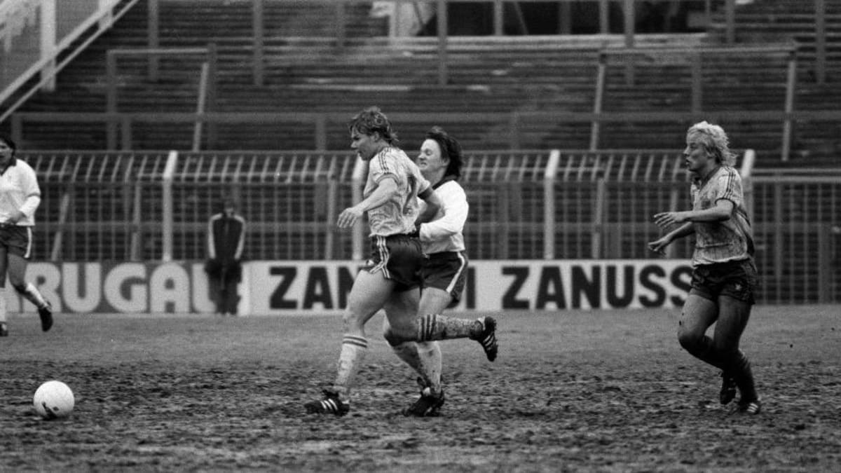 England Women's Team Plays Historic 500th Match - Image 4