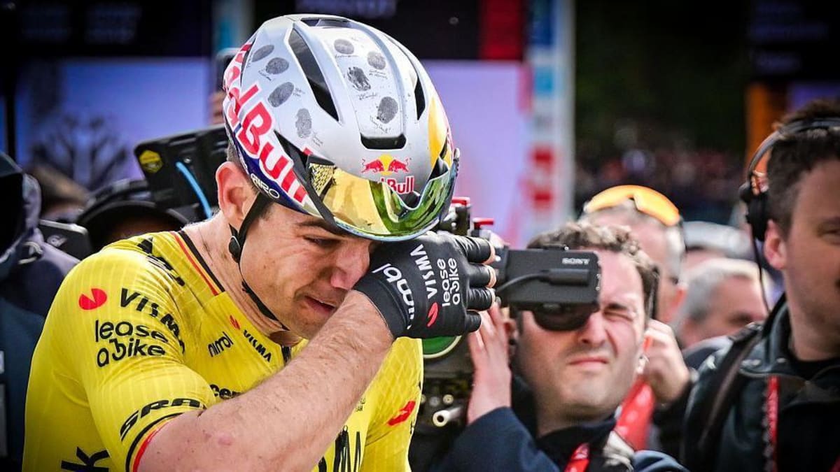 Belgian Cyclist Van Aert Wins Paris-Roubaix in Epic Sprint - Image 2