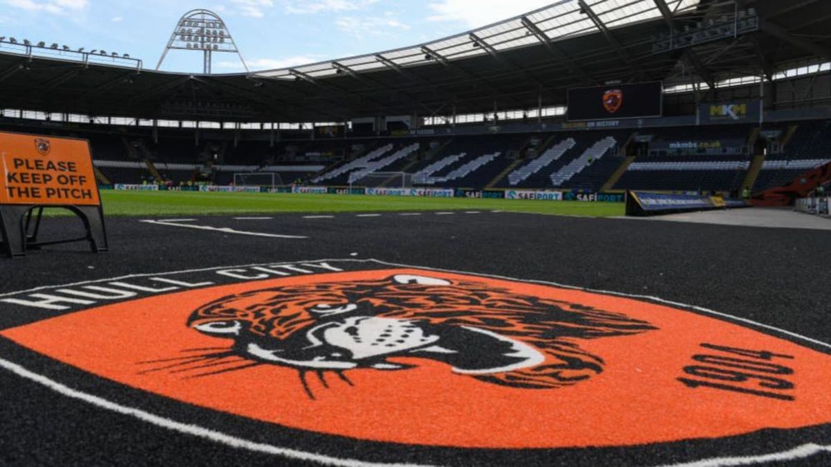 Hull's Belloumi Inspires Comeback Win After Boot-Lace Delay - Image 4