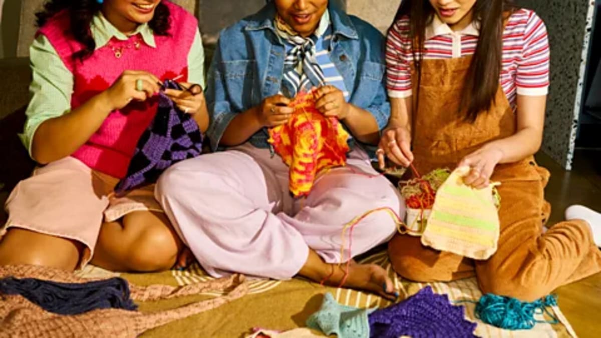 Knitting Helps Fight Addiction, Anxiety, and Nail-Biting - Image 3