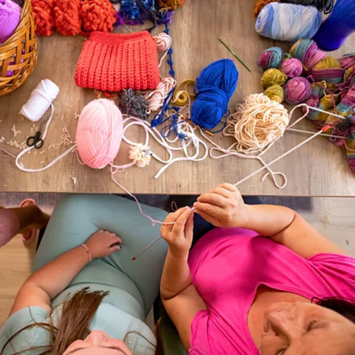 Knitting Helps Fight Addiction, Anxiety, and Nail-Biting - Image 4