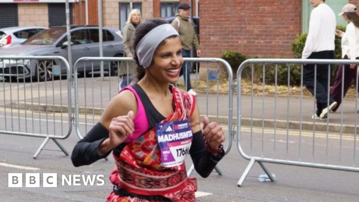 Mom Runs Marathon in Sari, Smashes Record by 12 Minutes