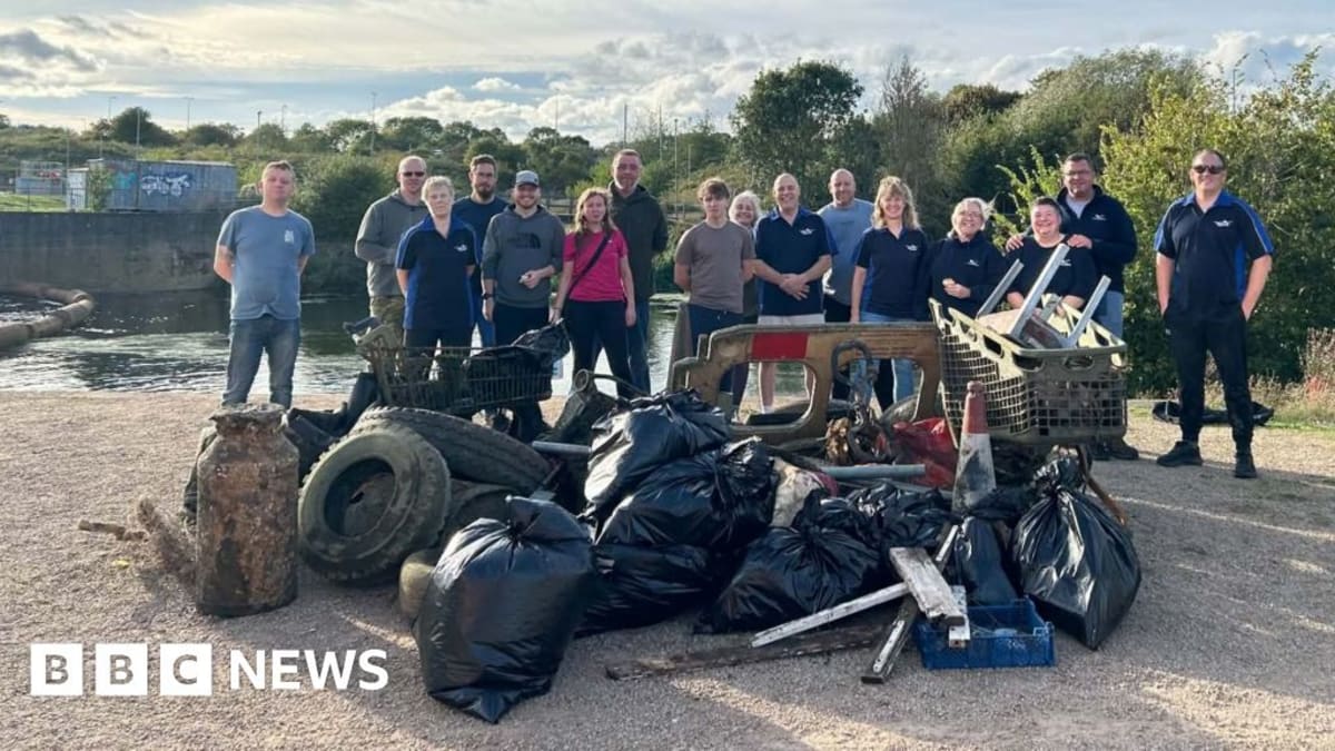 Divers Pull 6 Hours Cleaning Northampton River