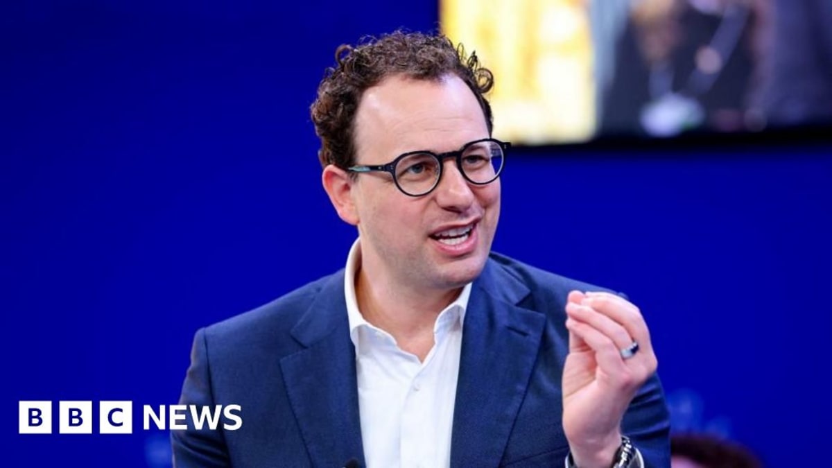AI Leaders Unite: Calling for Safer Development Timeline