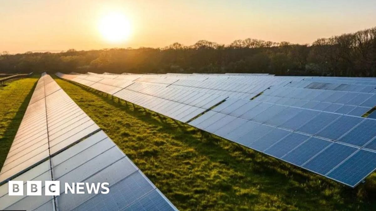 Wokingham Approves 43,000-Panel Solar Farm for 10,500 Homes