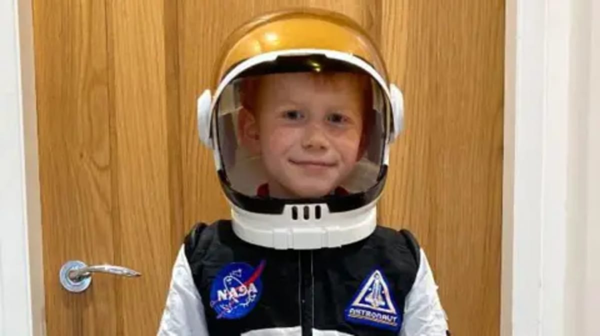 11-Year-Old Astronomy Fan Shares Eclipse Safety Tips - Image 2
