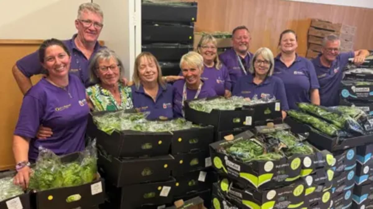 50 Volunteers Save 15 Tonnes of F1 Food From Landfill - Image 2