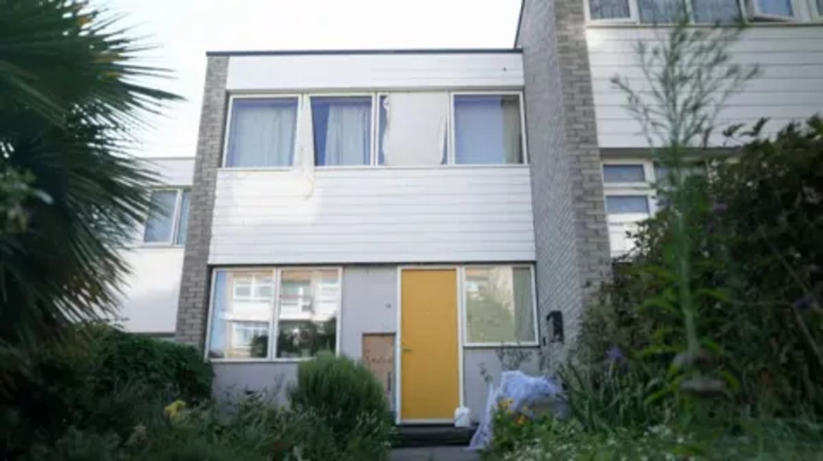 This 1960s London Home Stays 10°C Cooler Without AC - Image 2