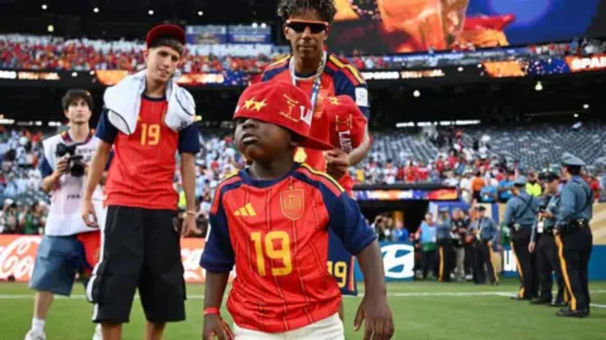 3-Year-Old Steals Show at Brother's World Cup Win - Image 5