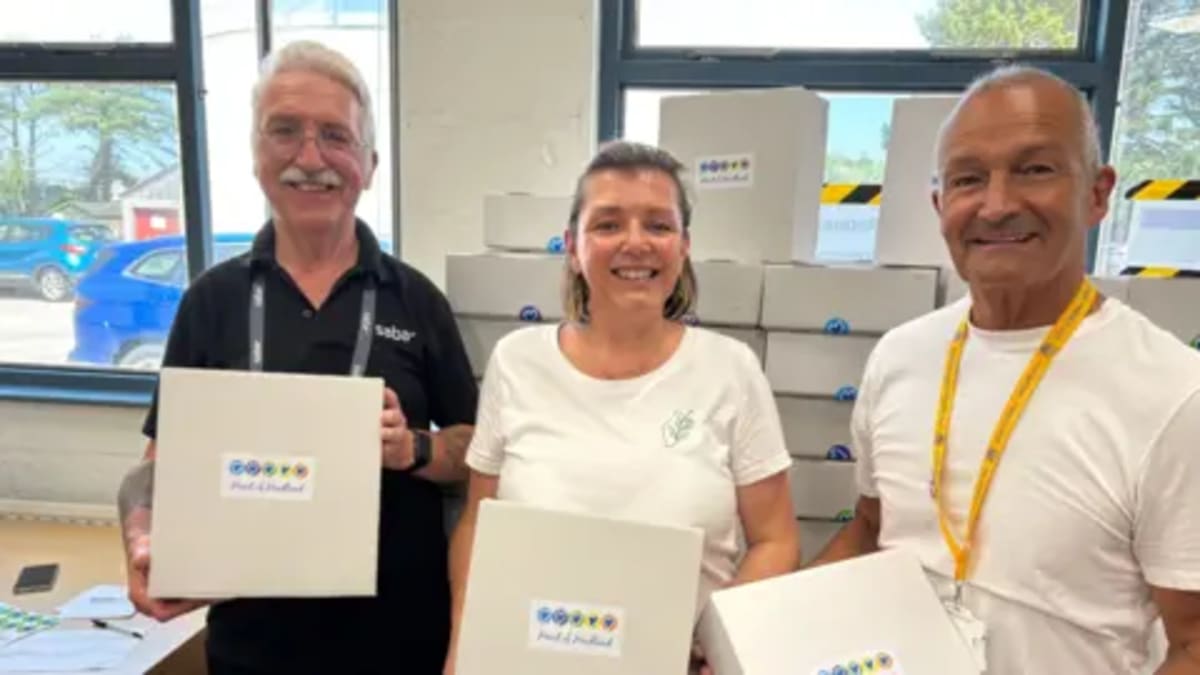 Cornwall Volunteers Pack 2,000 Care Boxes for Chemo Patients - Image 2