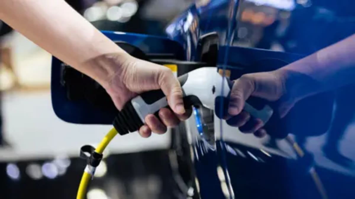Reading Gets 2,600 EV Chargers for Every Neighborhood - Image 2