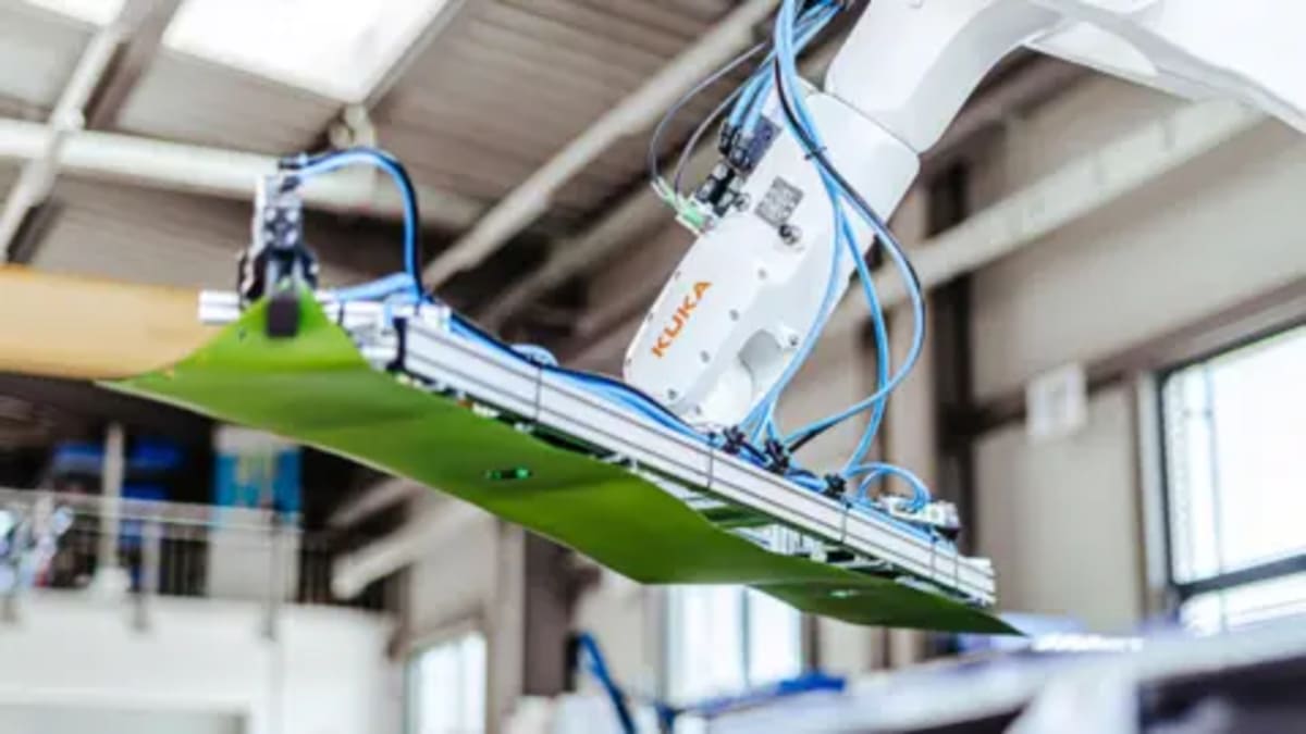 Robots Could Make T-Shirts While Cutting Carbon 45% - Image 4