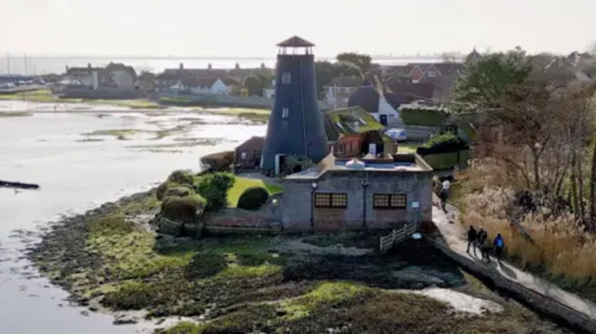 England Opens World's Longest Coastal Path at 2,689 Miles - Image 3