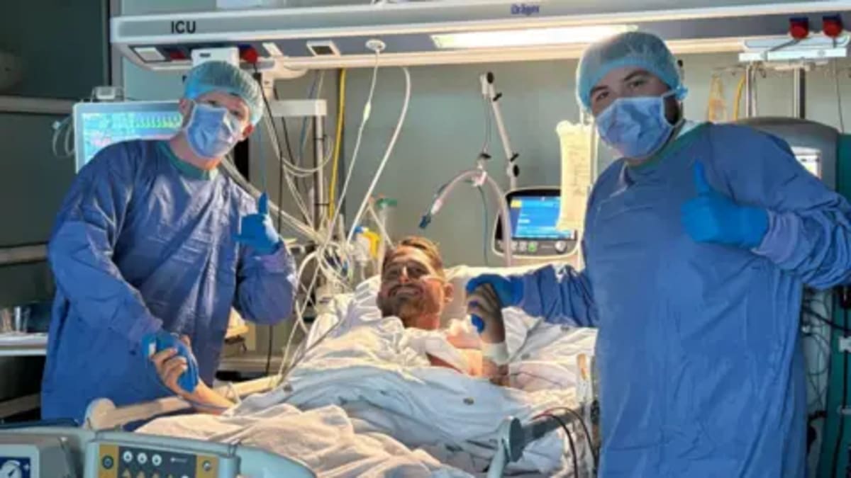 Rugby Star Holds His Own Heart After Life-Saving Transplant - Image 5