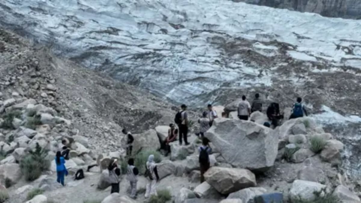 Birmingham Teens Raise £50K, Build Rescue Center in Pakistan - Image 3