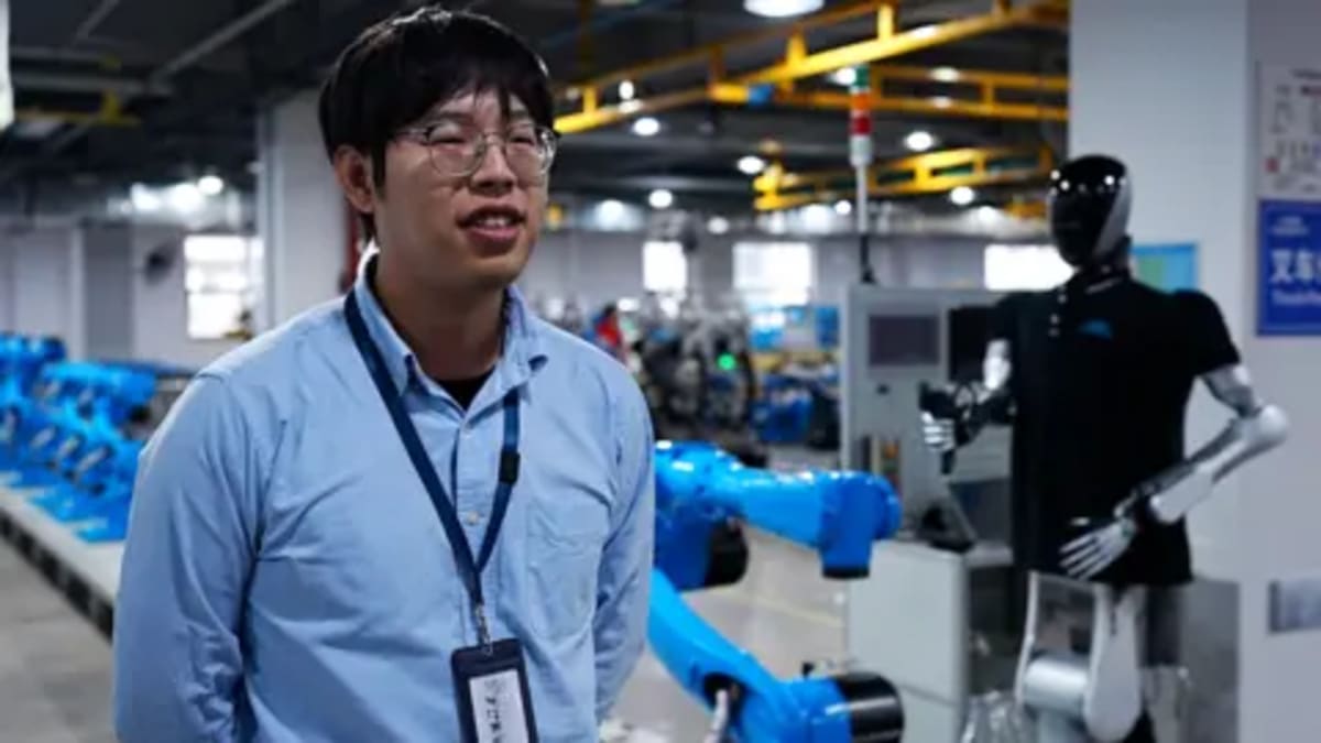 China Trains 2M Robots to Fill Future Worker Shortage - Image 3