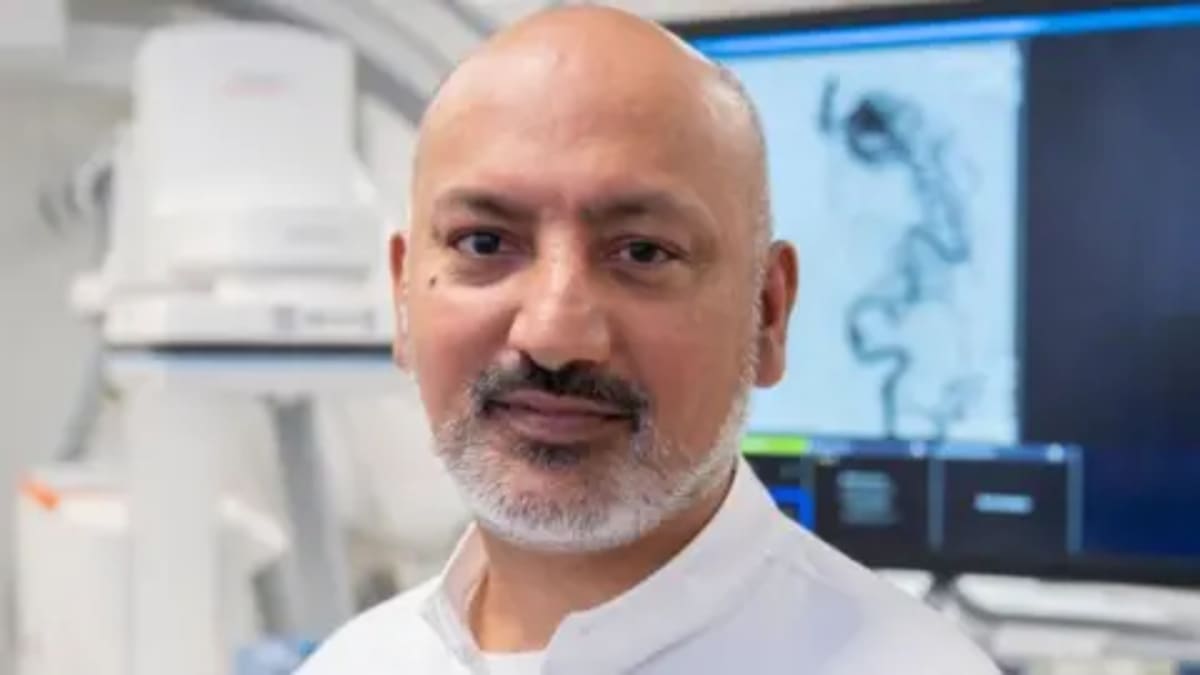 Bradford Man First in UK to Get New Brain Treatment - Image 2