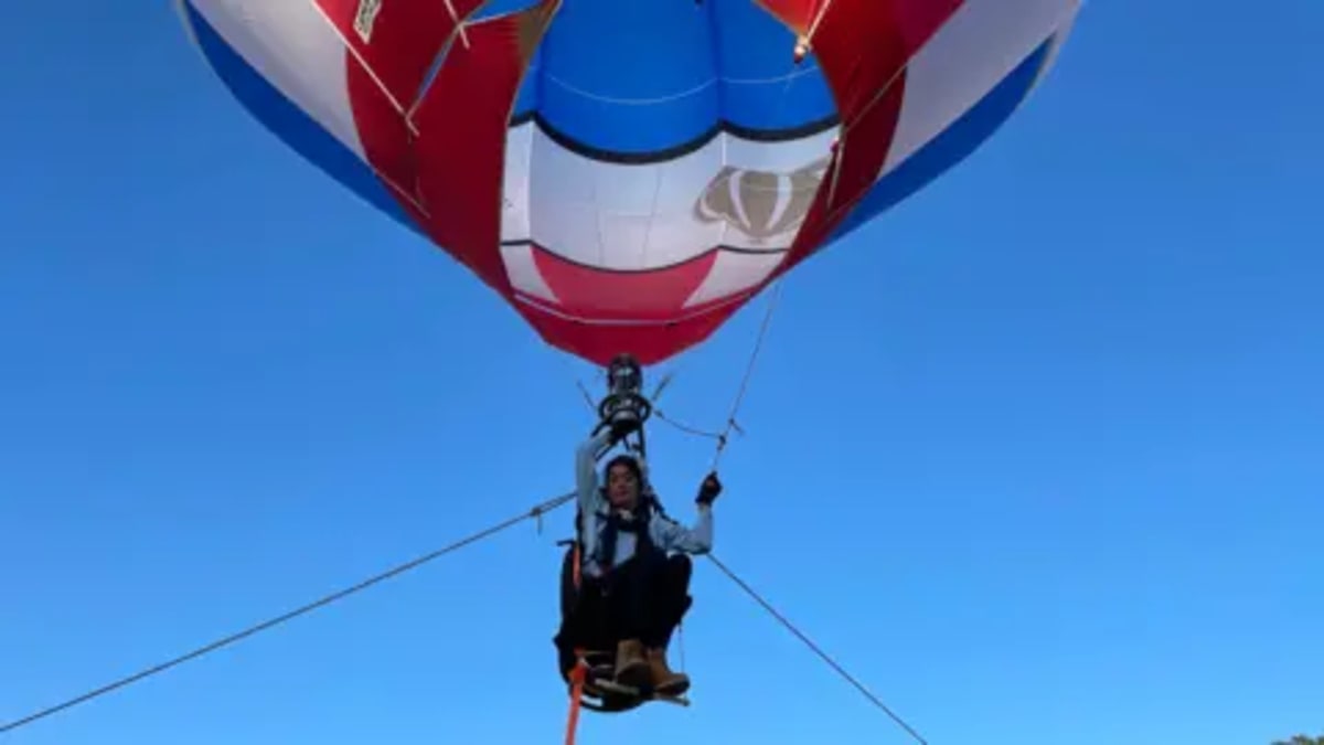Balloon Pilot Sets World Record After Life-Saving Surgery - Image 2