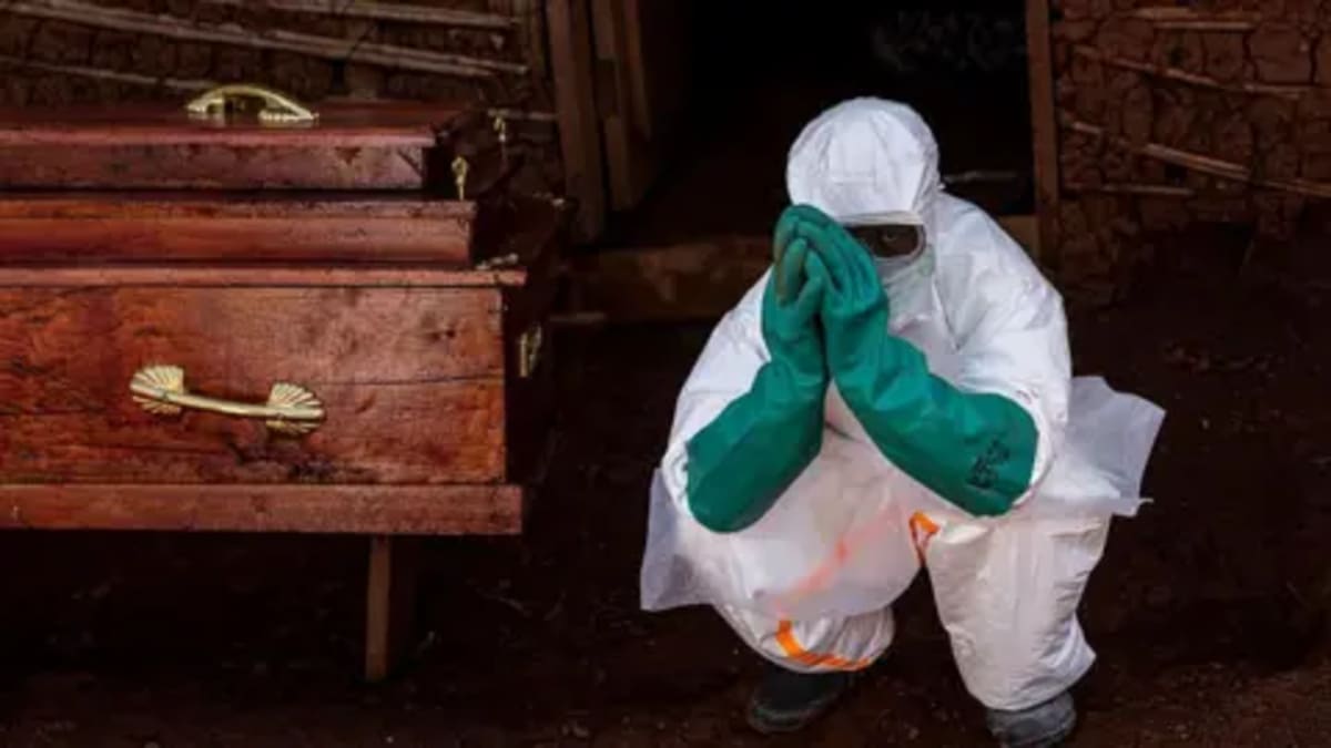 Three Ebola Vaccines Race to Stop Deadly Outbreak - Image 2