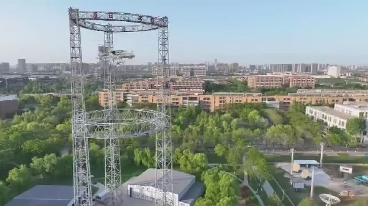 China Beams 1,180 Watts Wirelessly to Moving Targets - Image 5