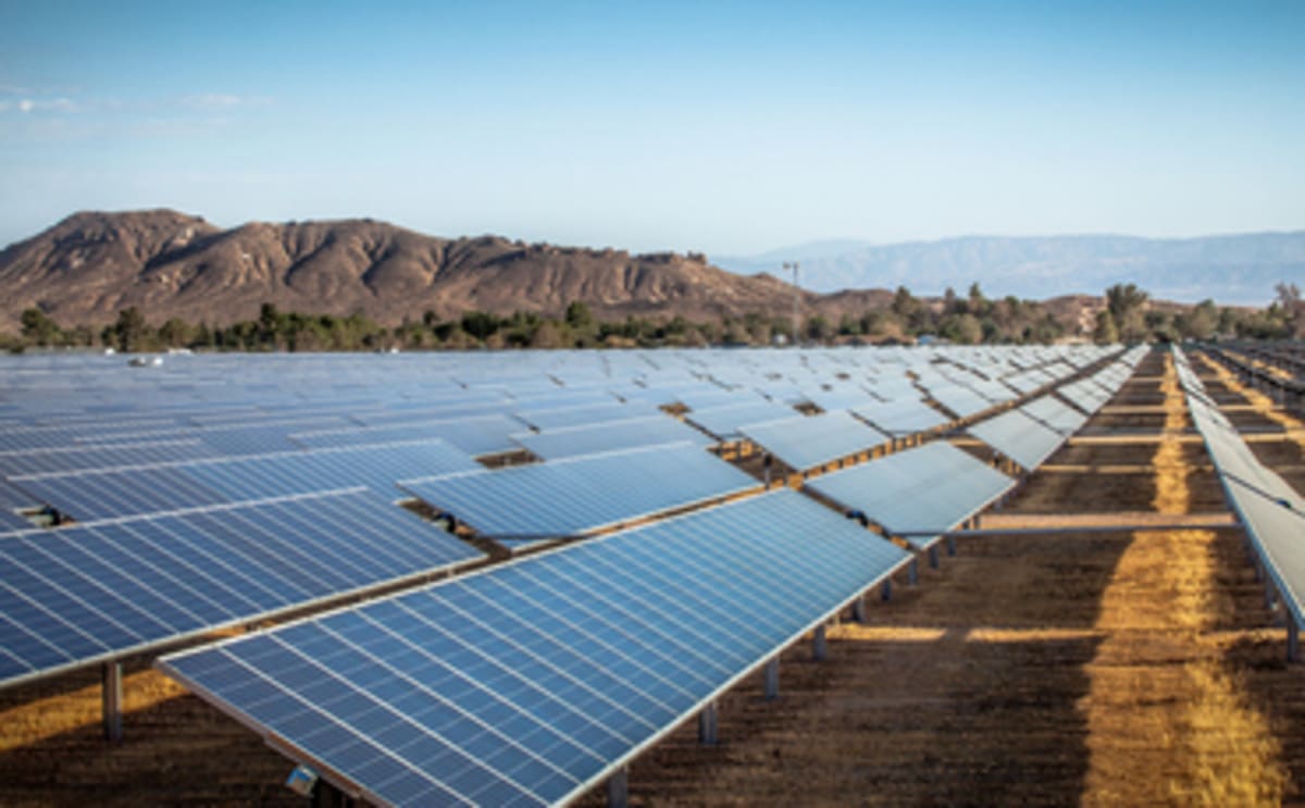 Clean Energy Investment Hits $2.2 Trillion in 2026