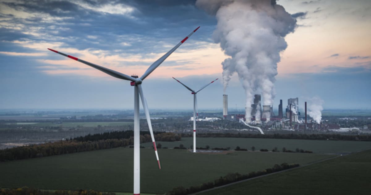 Clean Energy Boom Accelerates on Security Concerns - Image 2