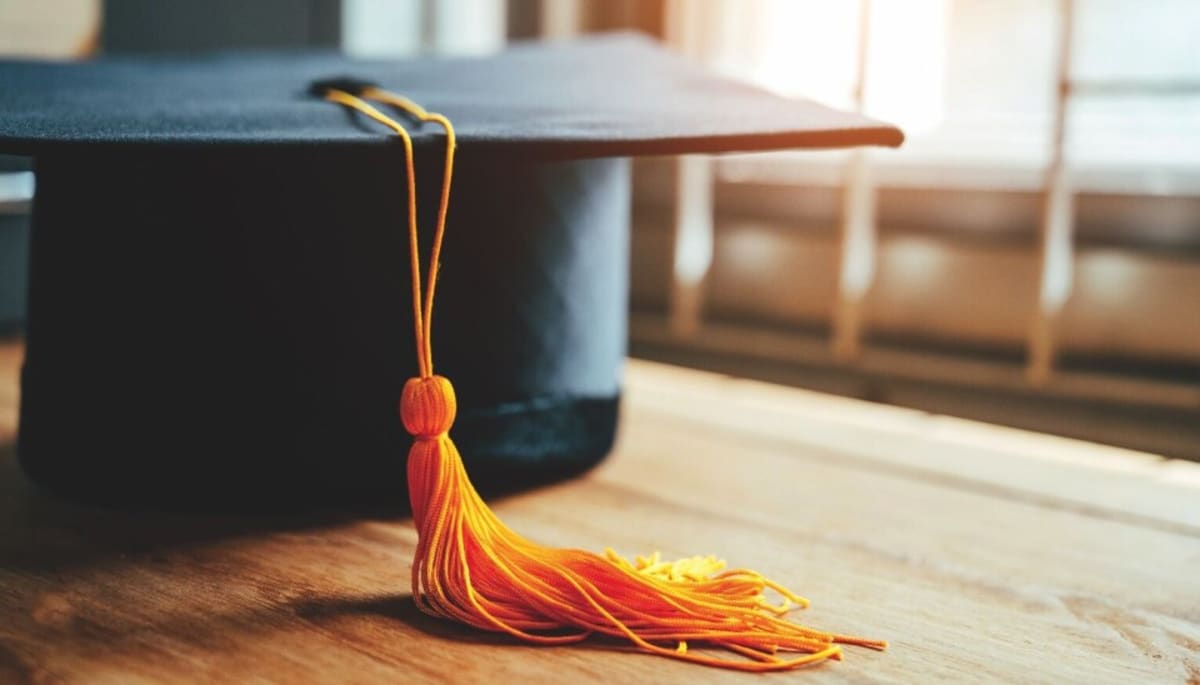 Ohio Foundation Awards $1.8M in Scholarships Over 61 Years - Image 2