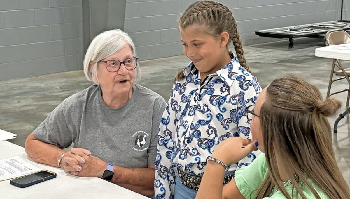 Ohio 4-H Volunteers Shape Future Leaders at County Fair