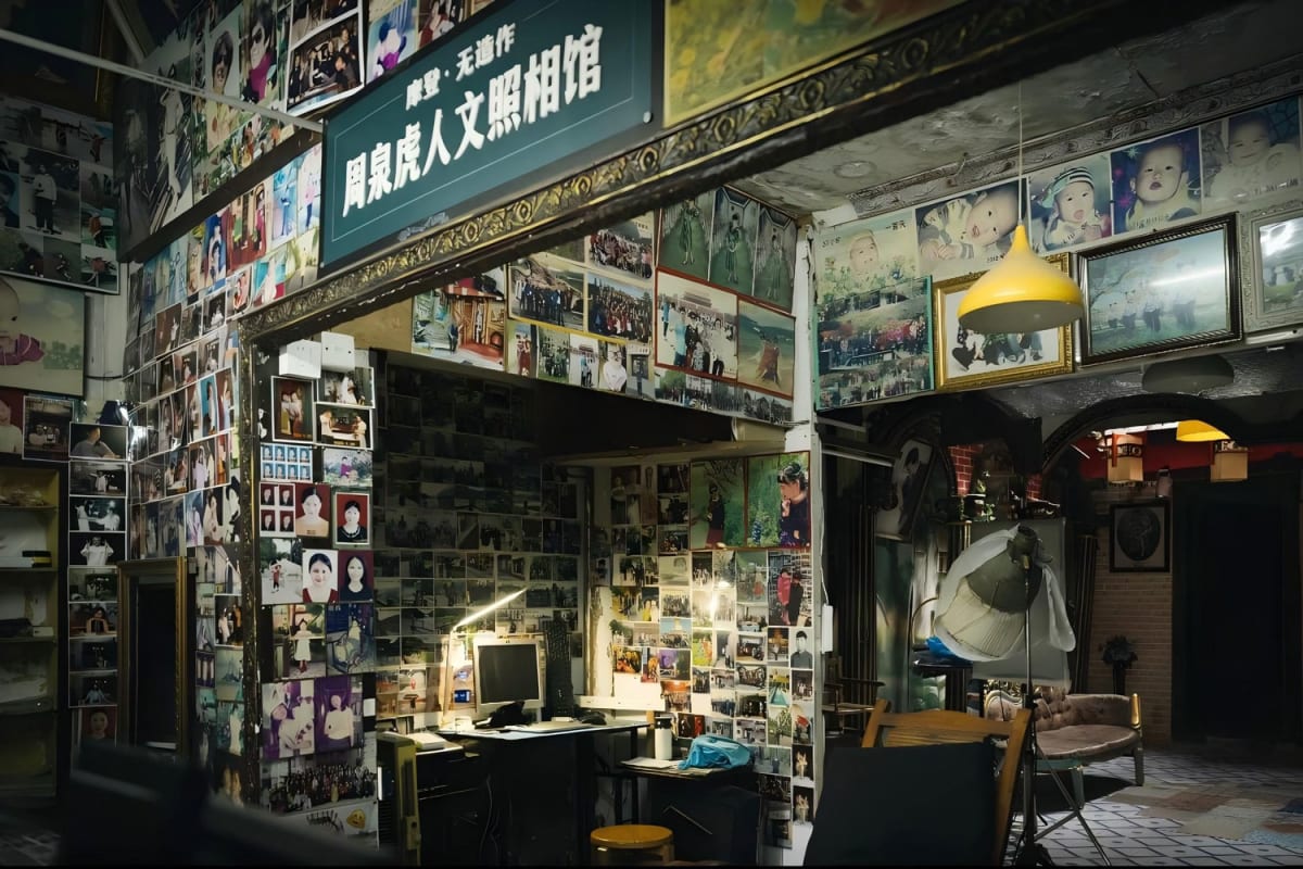 Dying Photographer Throws His Own Goodbye Party at 71 - Image 5