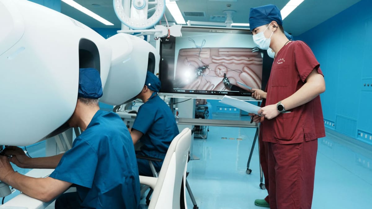 China Phases Out Cramped 8-Person College Dorms - Image 2