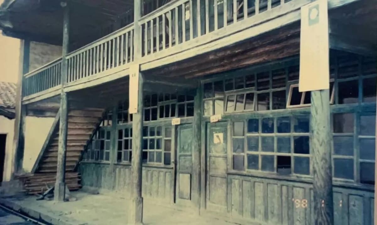 Yi Writer Finds Healing in Wild Childhood With Animals - Image 3