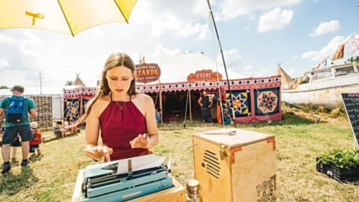 Journalist Aurora Vélez: Start Writing Poetry Today - Image 4