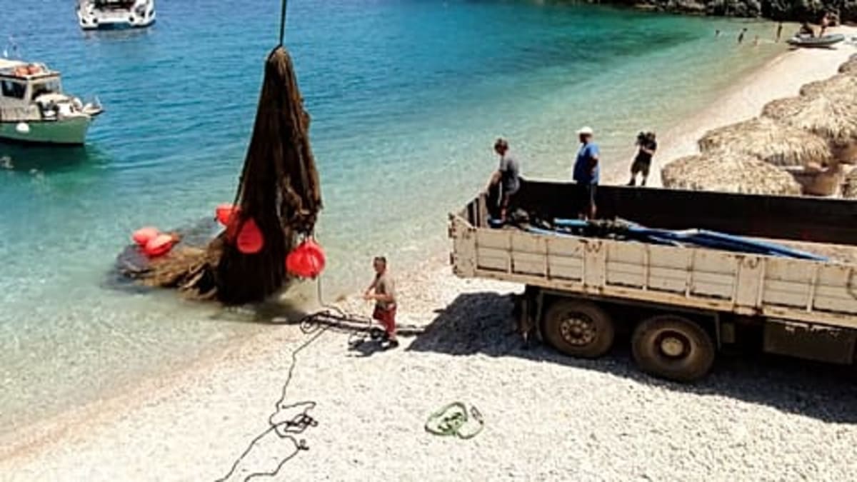 Greek Fish Farms Finally Clean Up Pollution After Pressure - Image 5