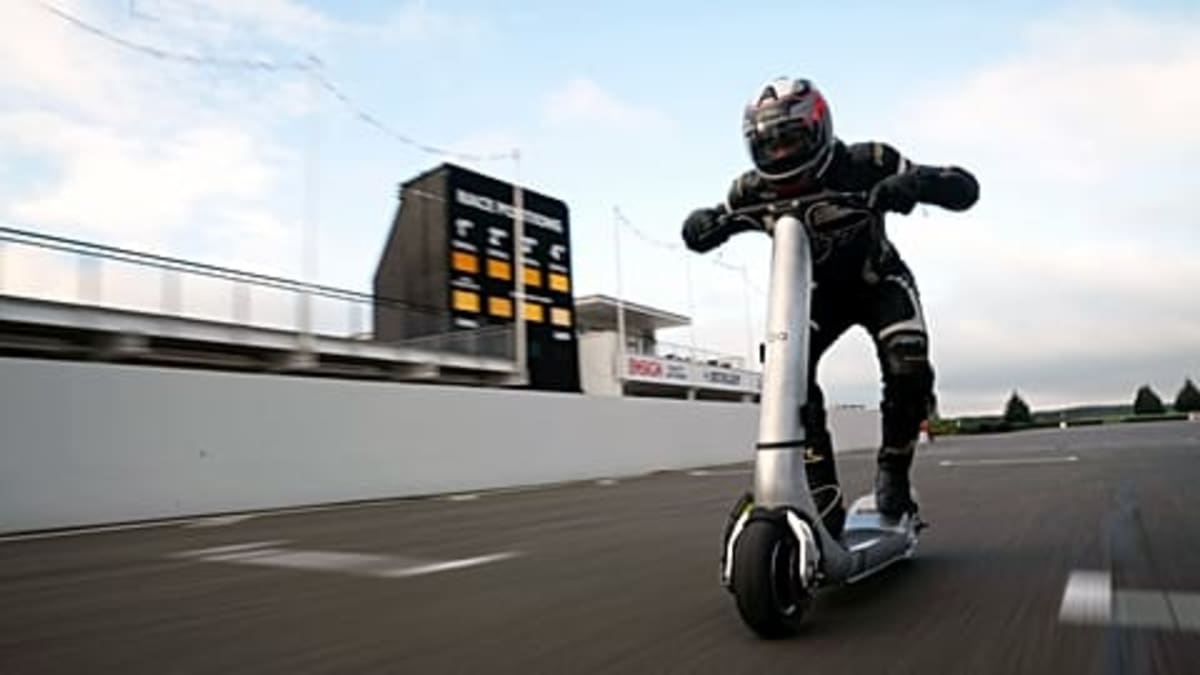 Brussels Swaps E-Scooters for Bikes in 2027 - Image 3