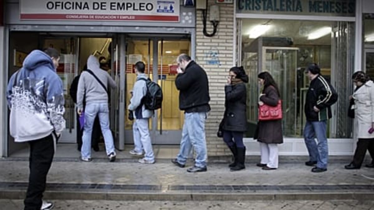Spain Hits Lowest Unemployment in Nearly 20 Years - Image 5