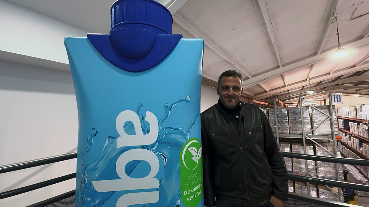 Francisco Curro Rodríguez smiling at Ly Company sustainable cardboard water bottle factory